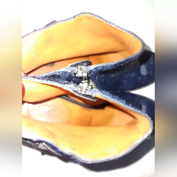 Madewell Sz 7 Ankle Bootie Boot Navy Blue Calf Hair Stacked Block 3.5" Heel - Picture 9 of 12